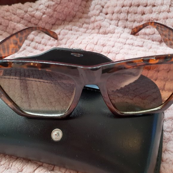 Brand New CatEye Tortoise Eyeglasses - Picture 1 of 2